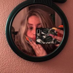 Meet your Posher, Zoey